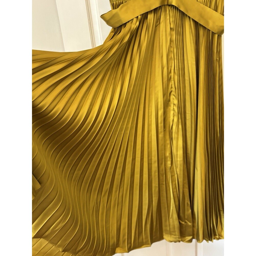 Ieena for Mac Duggal 26483 Chartreuse Pleated Dress Size 12 Fall Wedding - Picture 9 of 11
